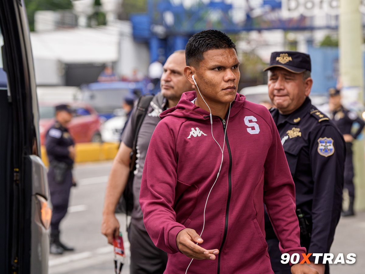 Firpo vs Saprissa, photo 1 of 44