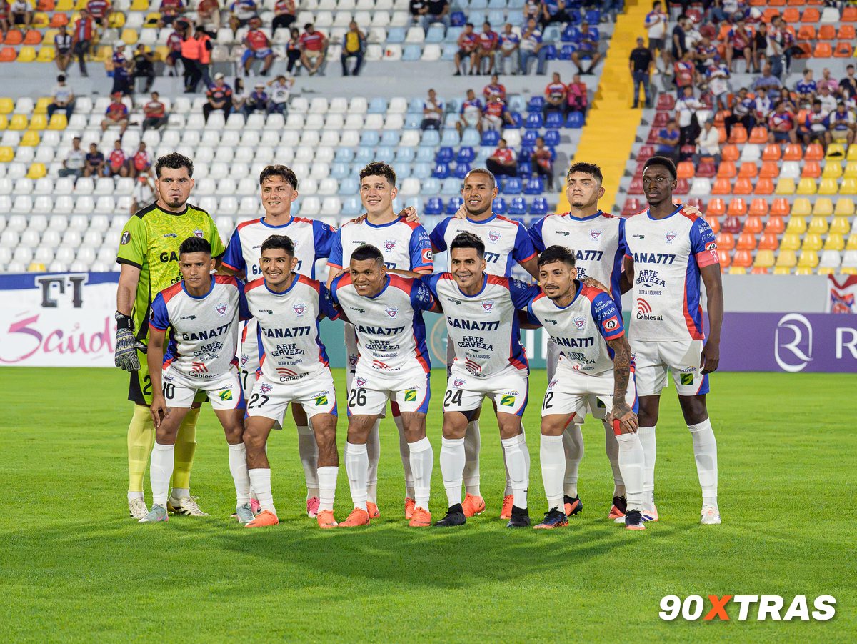Firpo vs Saprissa, photo 14 of 44