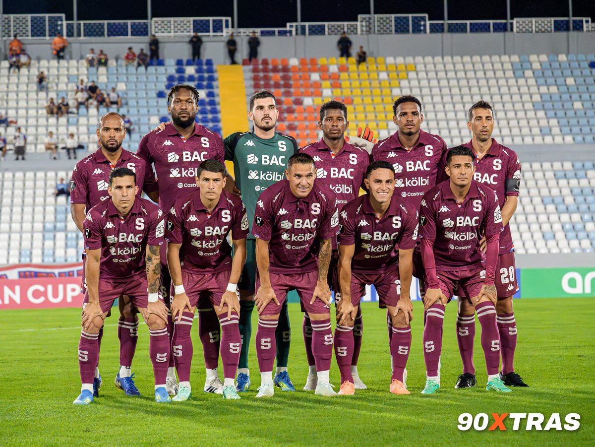 Firpo vs Saprissa, photo 15 of 44