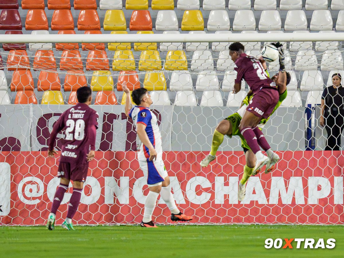 Firpo vs Saprissa, photo 19 of 44