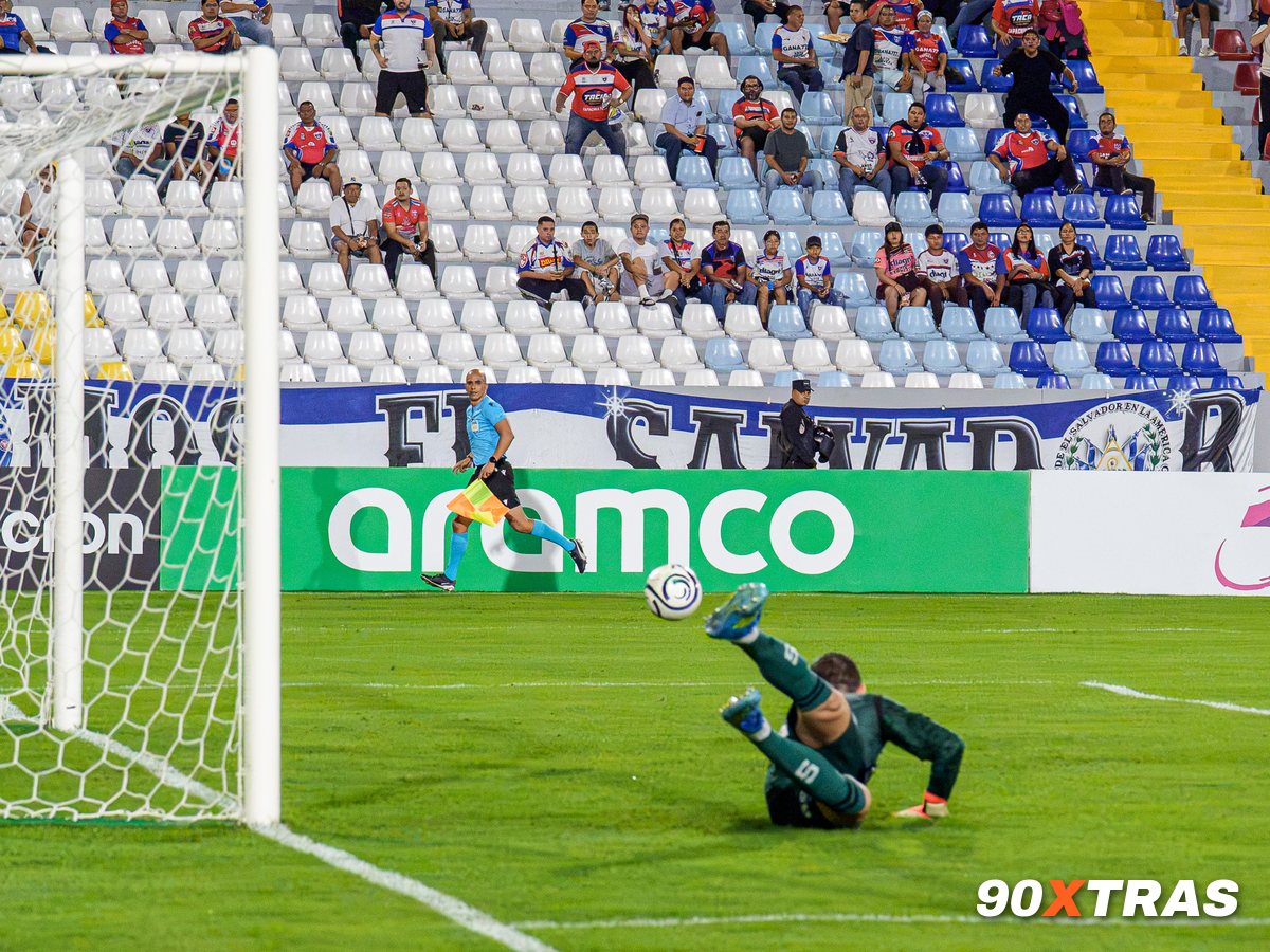 Firpo vs Saprissa