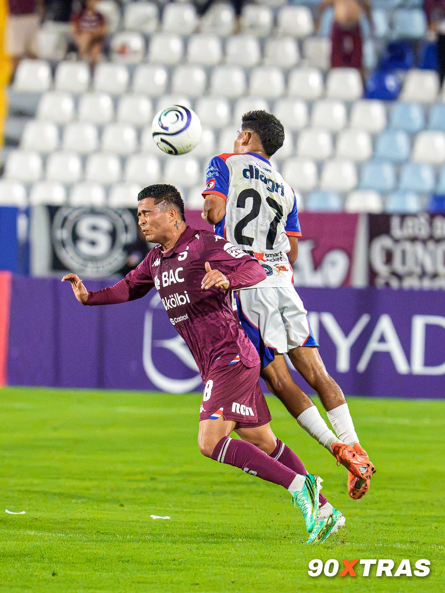 Firpo vs Saprissa, photo 28 of 44