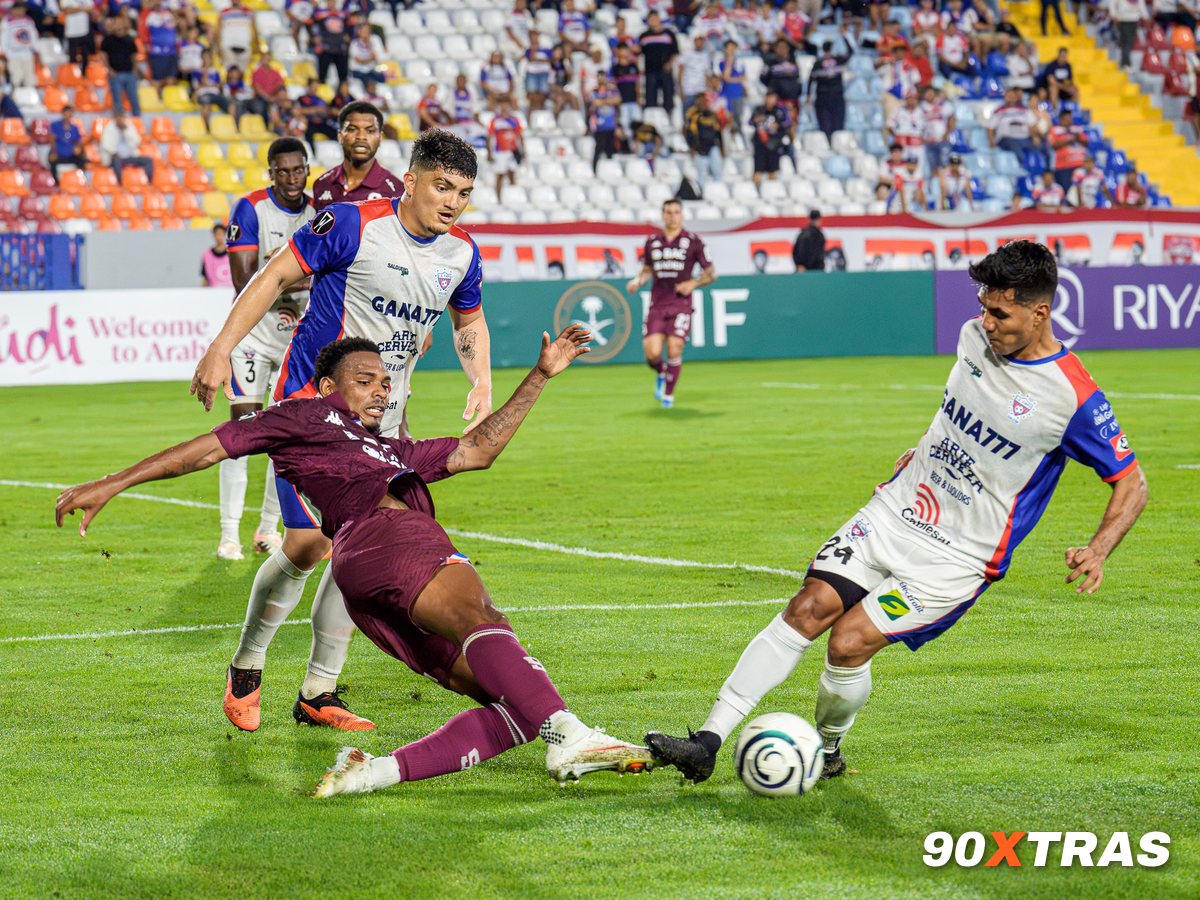 Firpo vs Saprissa, photo 36 of 44