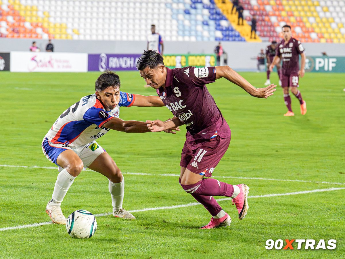 Firpo vs Saprissa, photo 39 of 44