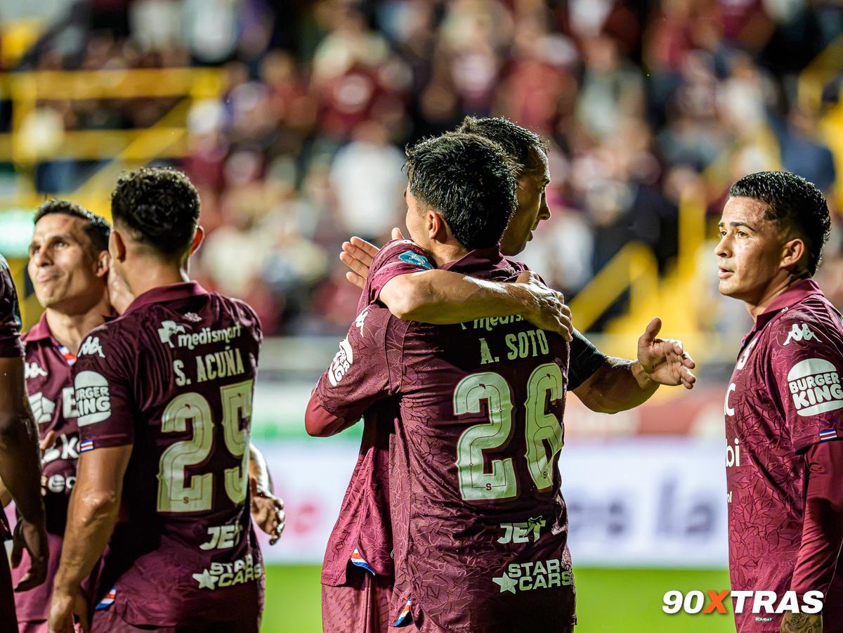 Saprissa vs Sporting FC, foto 16 de 46