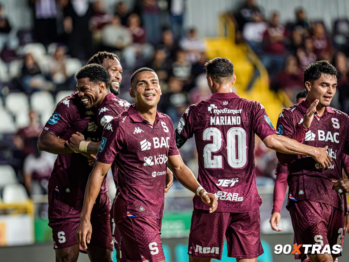 Saprissa vs Sporting FC, foto 34 de 46