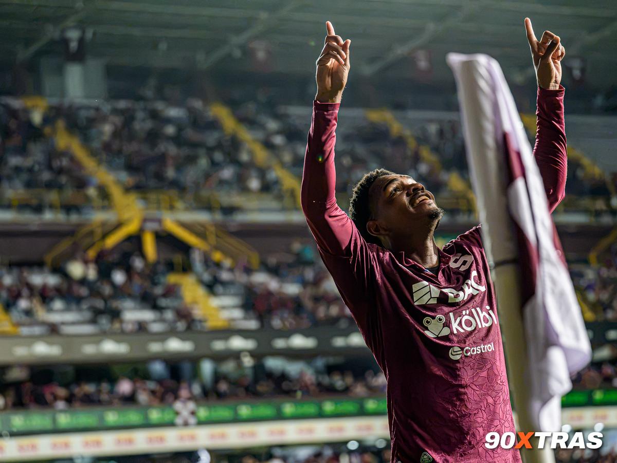 Saprissa vs Sporting FC, foto 40 de 46